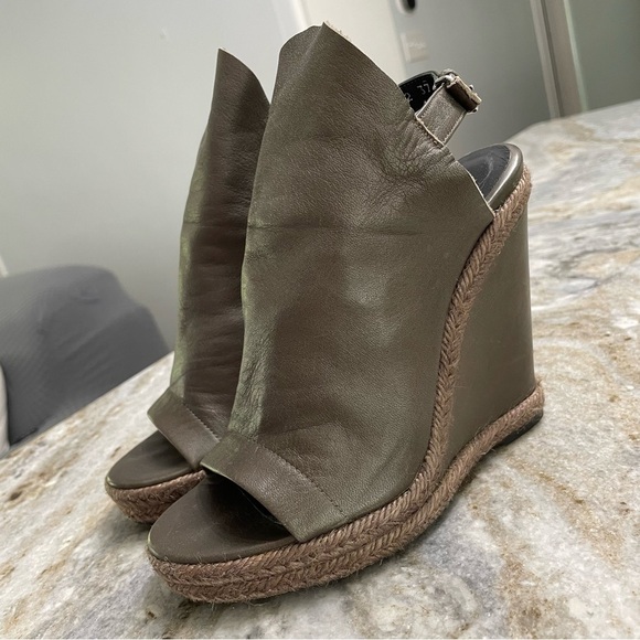 Balenciaga Glove Espadrille Leather Sandals Wedge Dark Olive Green Color 37 - Picture 1 of 10